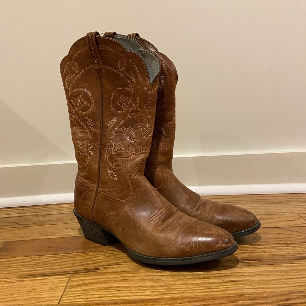 Arita boots